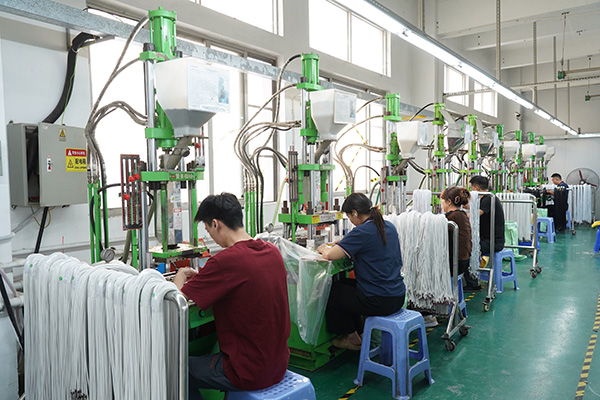 High end intelligent dual wheel drive: China's wire and cable industry moves towards a new stage of high-quality development